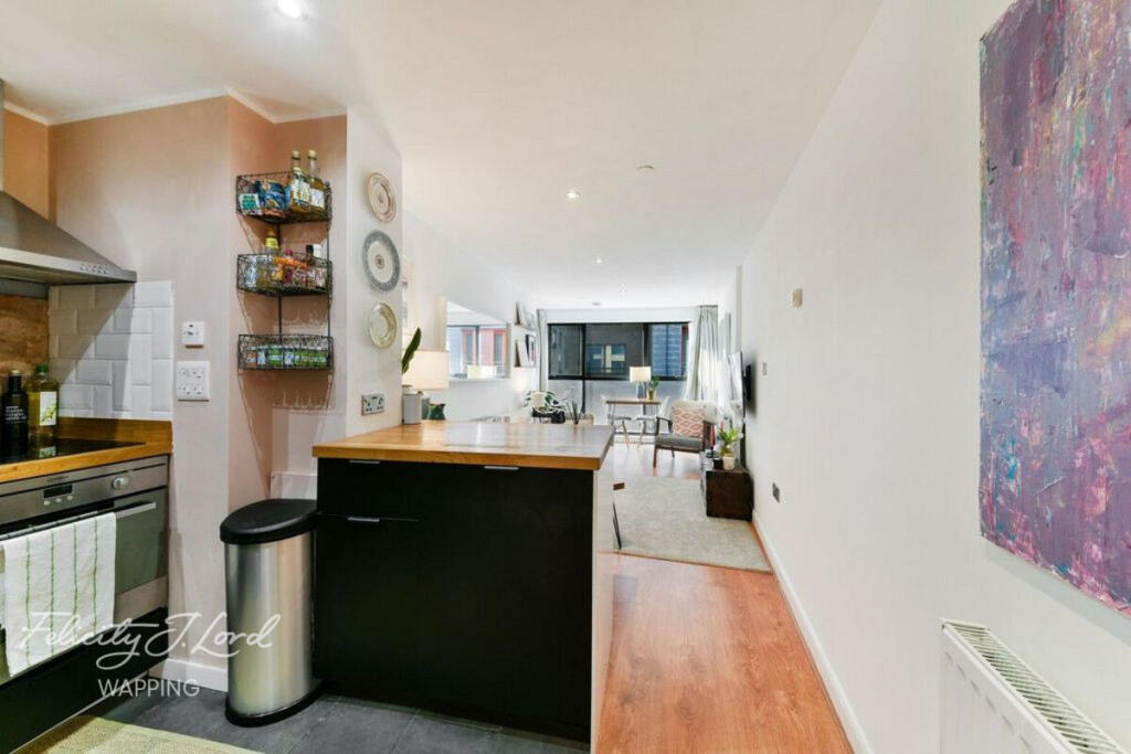 Apartment in London, Ratcliffe, Stepney - View 5