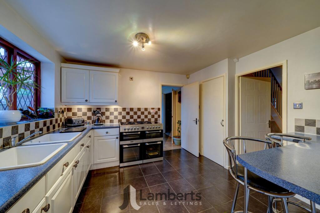 Additional image 14 of Hollowfields Close, Southcrest, B98