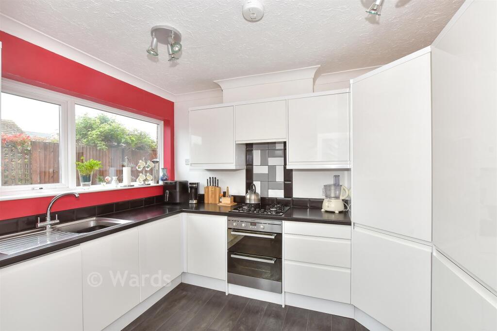 4-bed other on Woodland Road, Herne Bay, Kent, £395,000