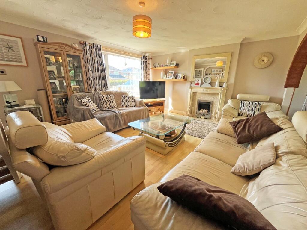 Langley, Bretton, Peterborough photo 3