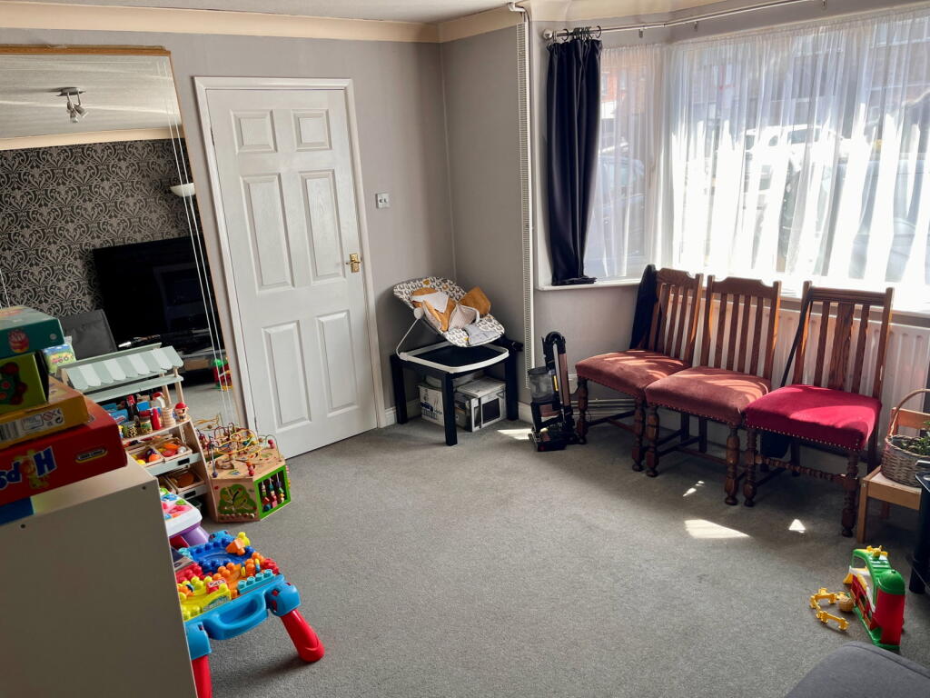 Ferndale Road, Thurmaston, Leicester, LE4 8JE - View 6