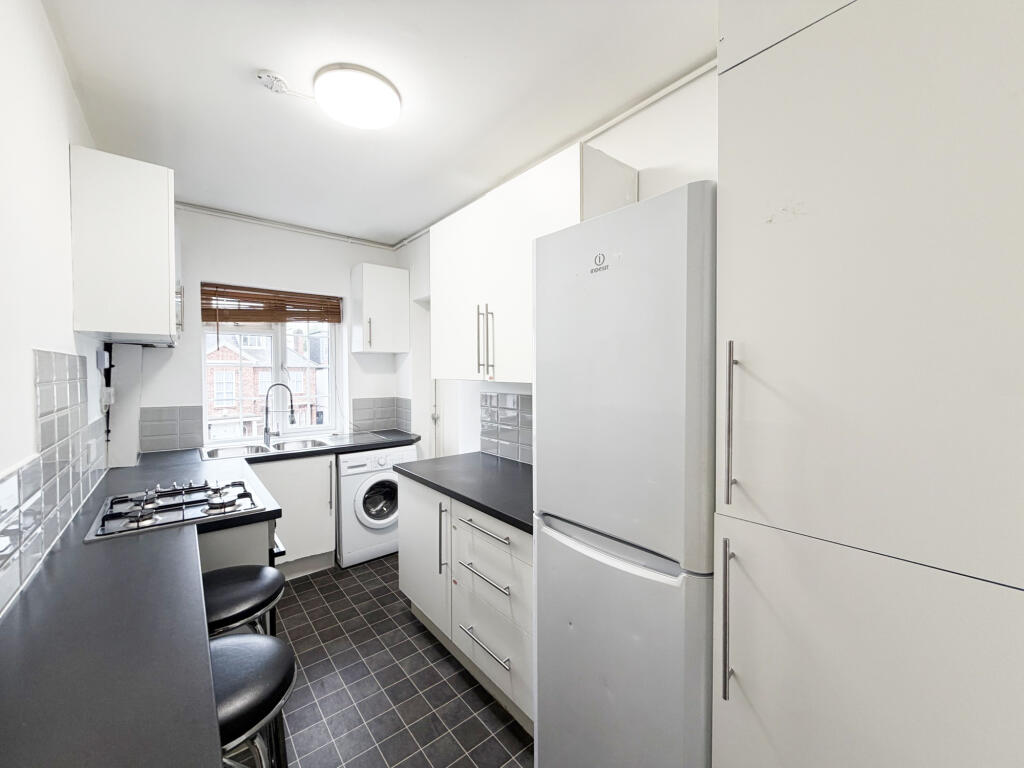 Apartment in London - View 4