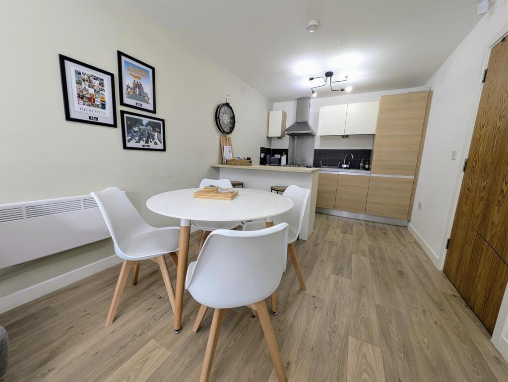 Apartment in Liverpool - View 5