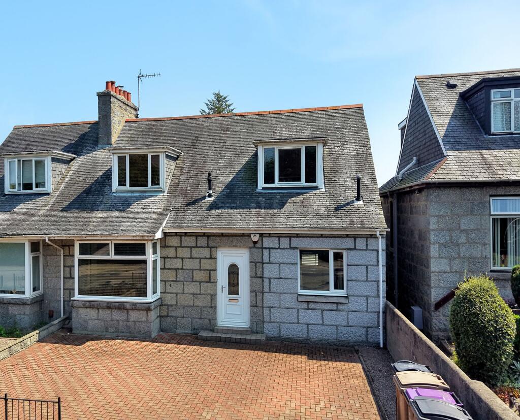 Main image of property: Hilton Street, Aberdeen, AB24