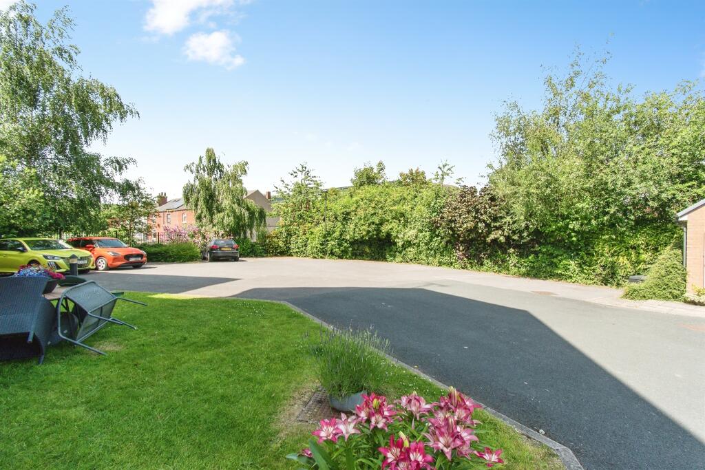 Priory Chase, Pontefract photo 4
