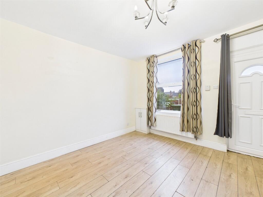 Peel Street, Langley Mill, Nottingham, Derbyshire, NG16 photo 3