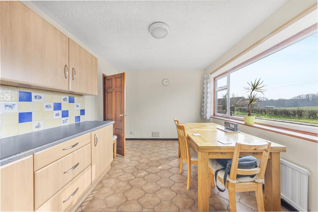 Blakeney, Marbury Road, Comberbach photo 4