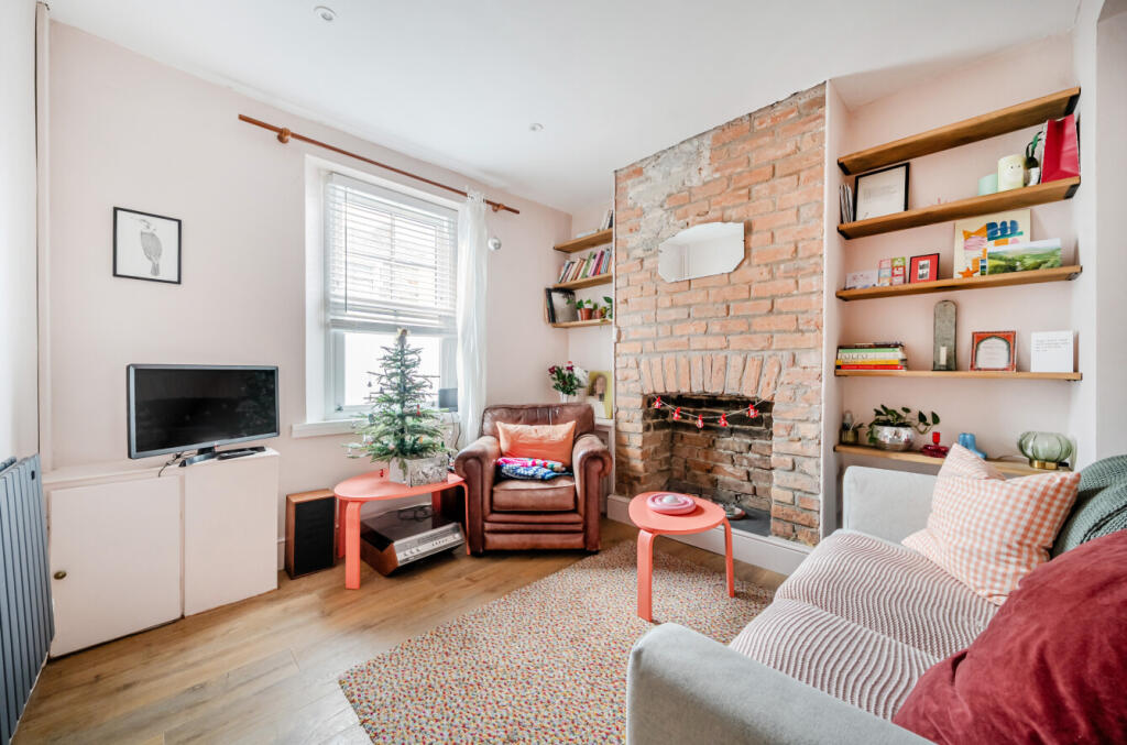 House in Cardiff - View 2