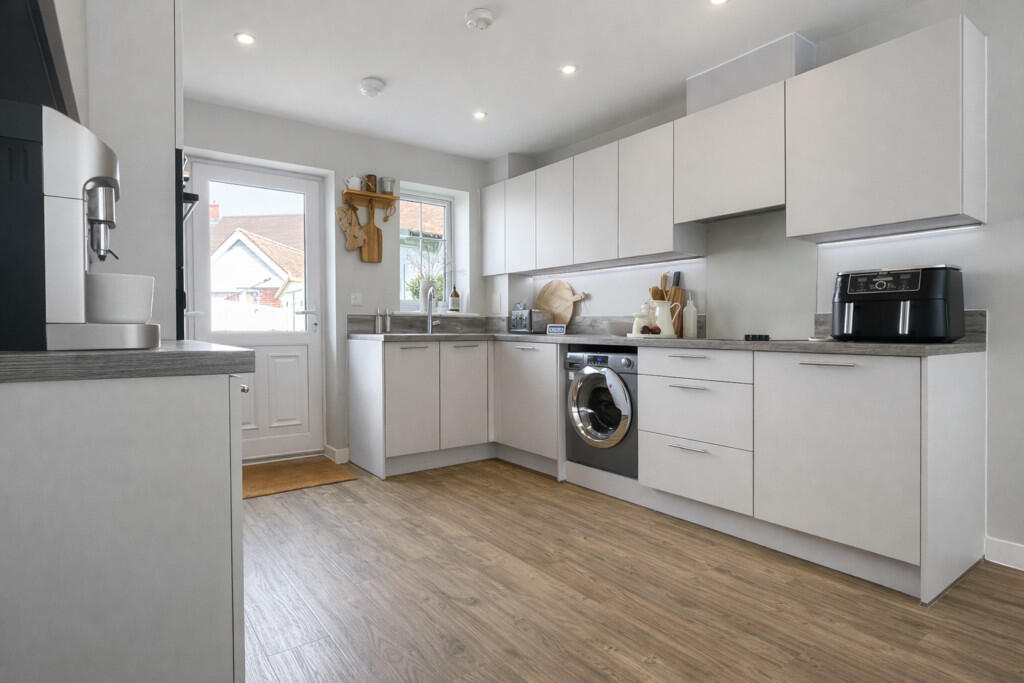 Damson Close, Tiptree photo 5