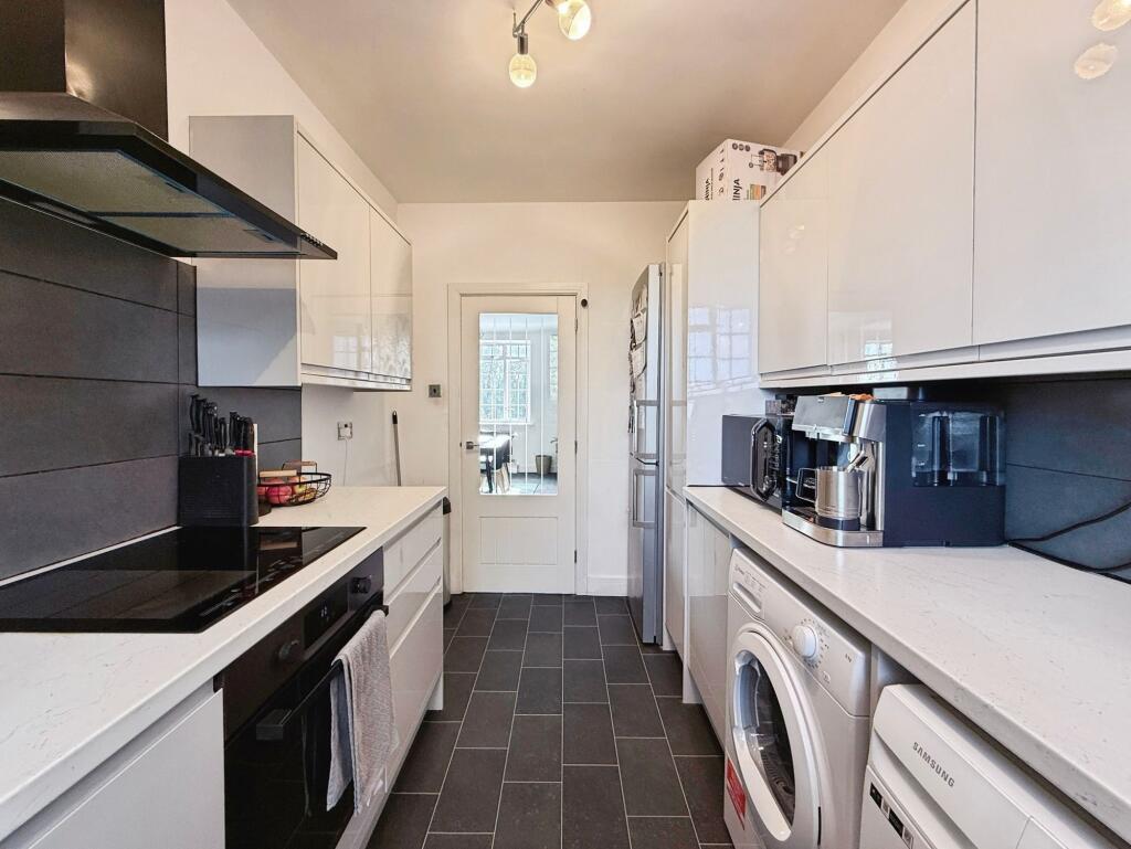 Apartment in Leicester - More