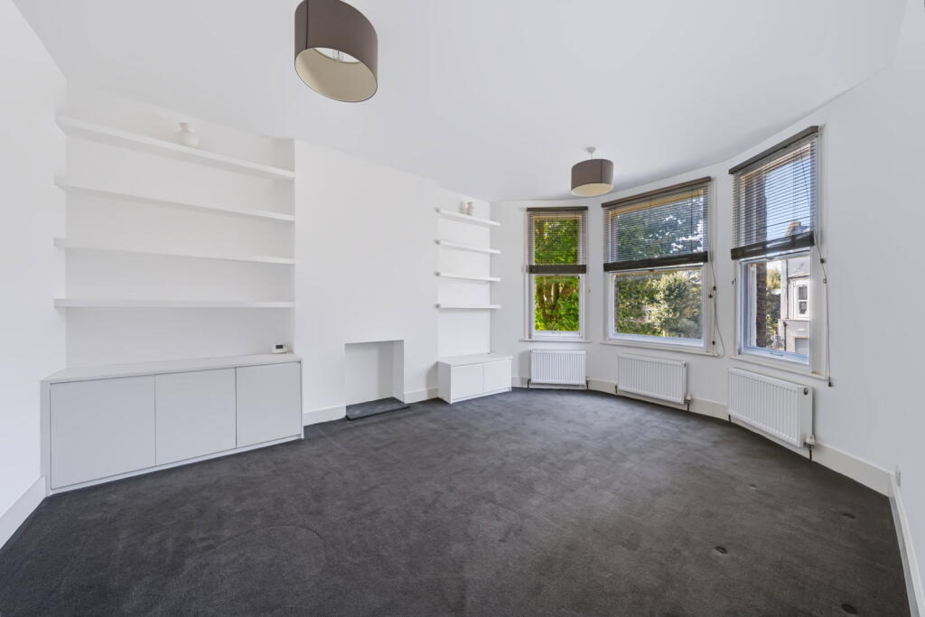 Apartment in London - View 3