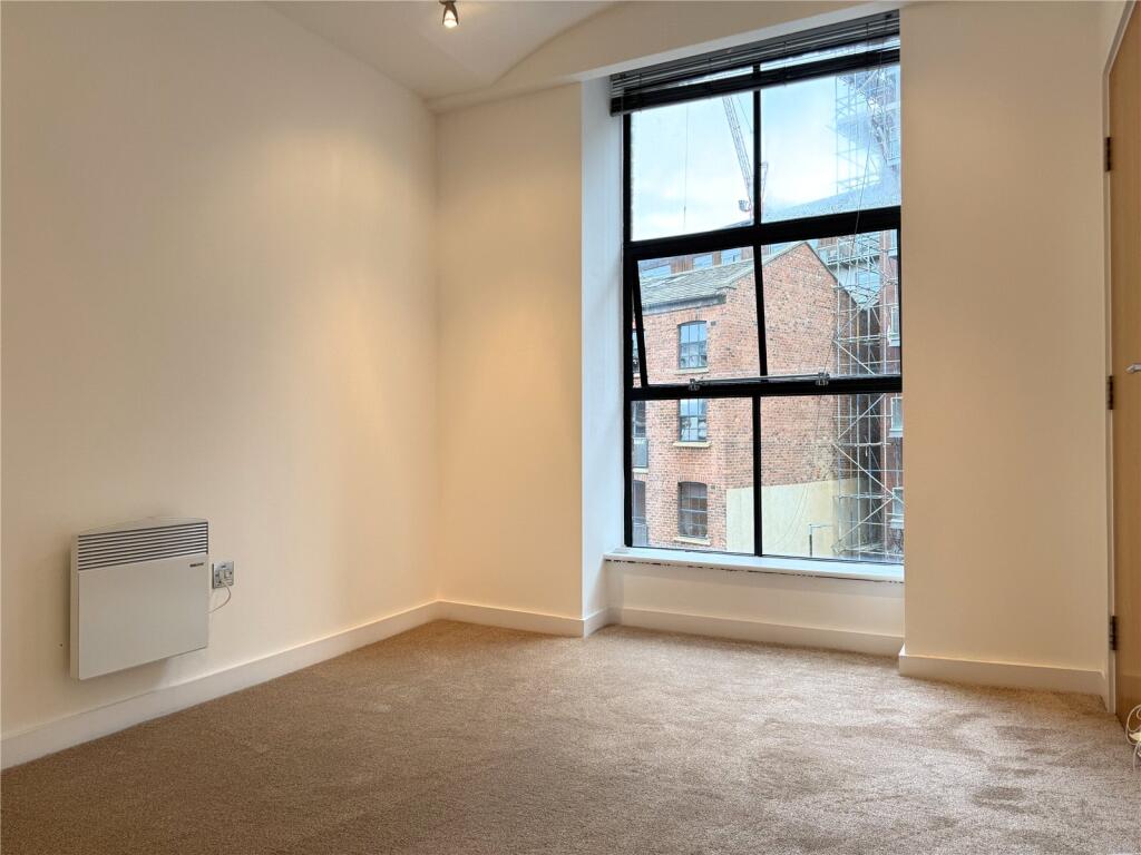 Apartment in Leeds - View 5