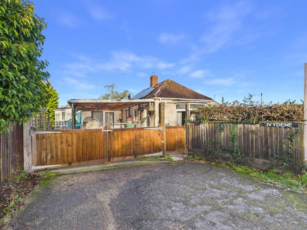 Main image of property: Main Road, Maltby Le Marsh, Alford