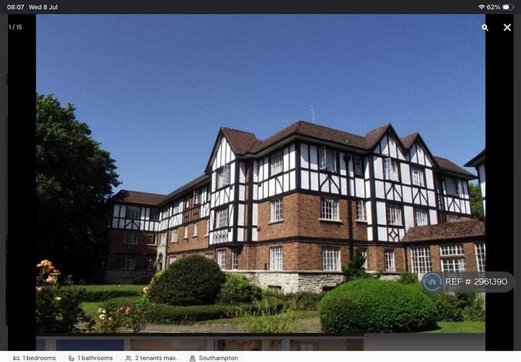 Main image of property: Millbrook Road East, Southampton, SO15
