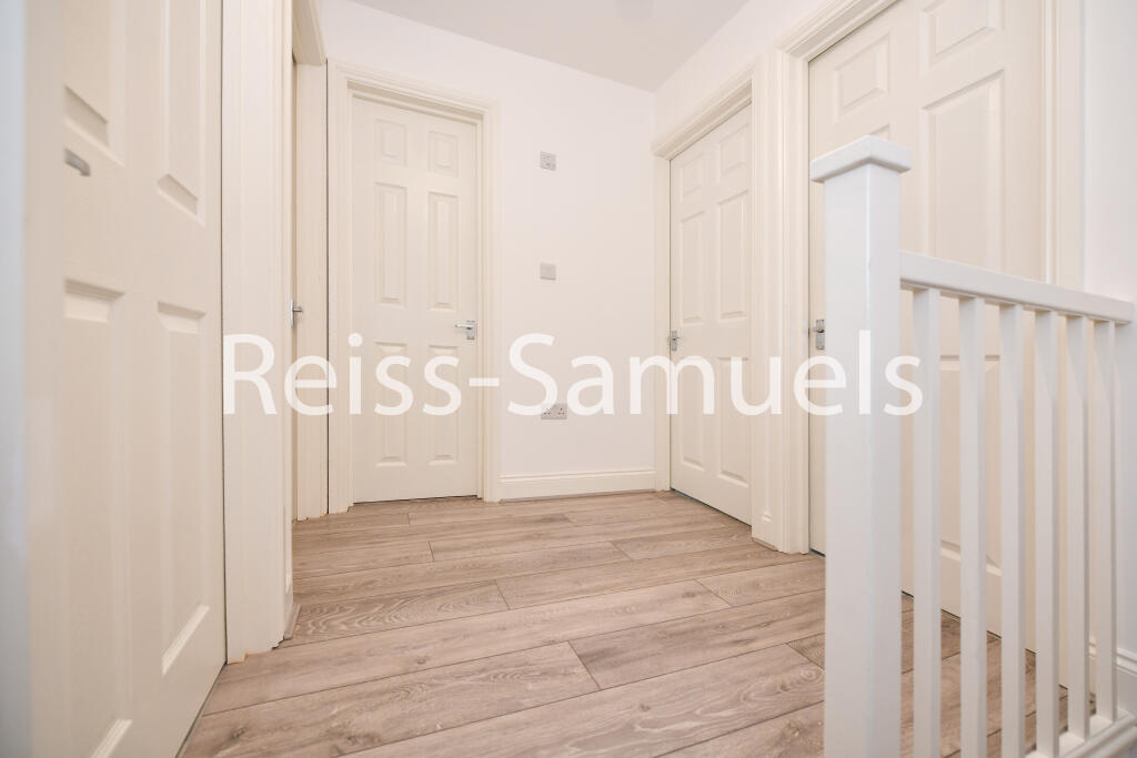6 bedroom terraced house for rent