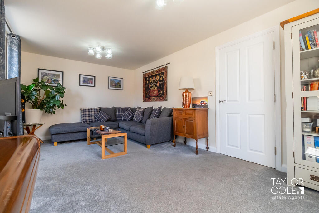 Fitzwilliam Place, Tamworth photo 4