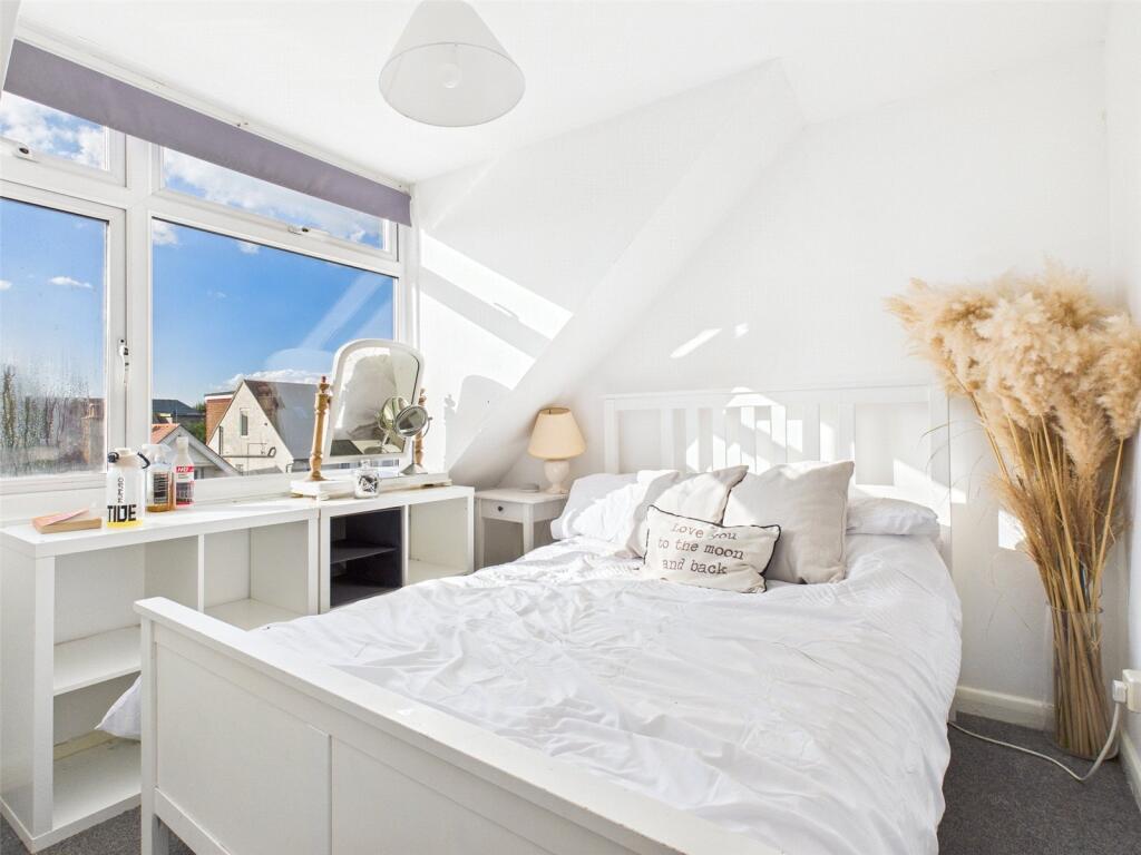 Apartment in Hove, Aldrington - View 3
