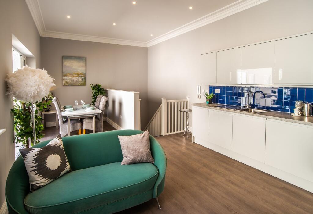 Apartment in Nottingham, The Park - More