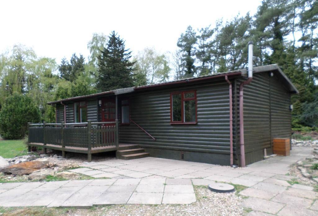 House in Lincoln - View 2