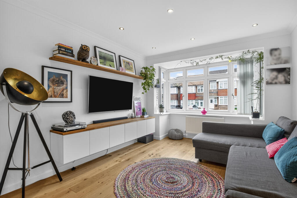 Main image of property: Edison Grove, London, SE18