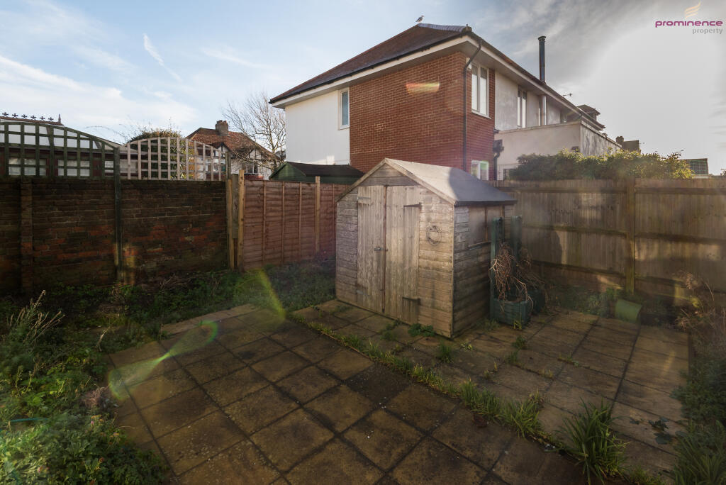 Apartment in Brighton - View 4