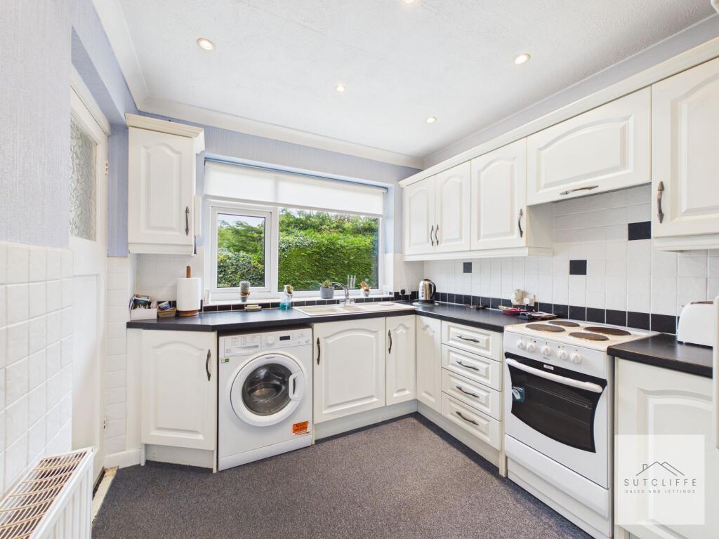 Milford Close, Catterall, PR3 photo 2