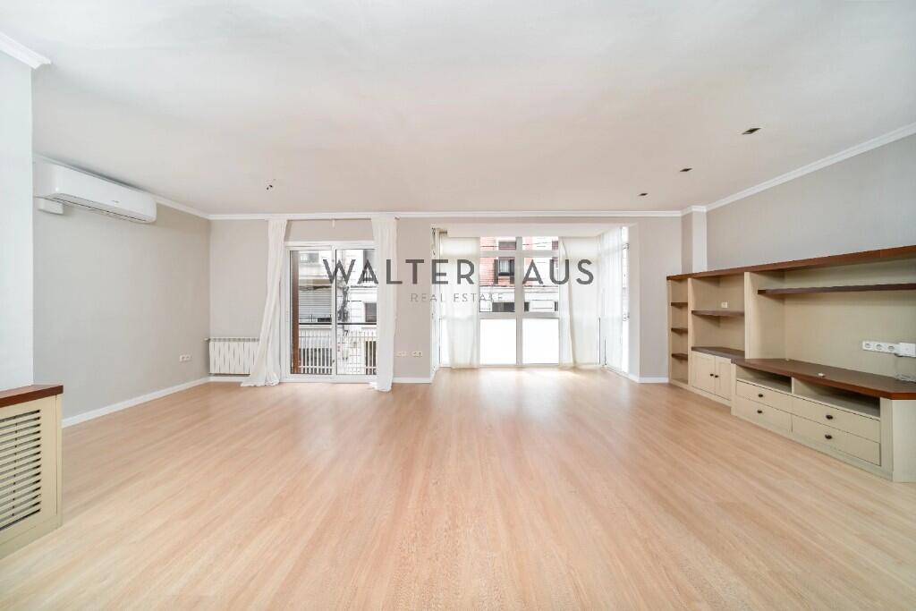 Main image of property: Barcelona, Barcelona, Catalonia