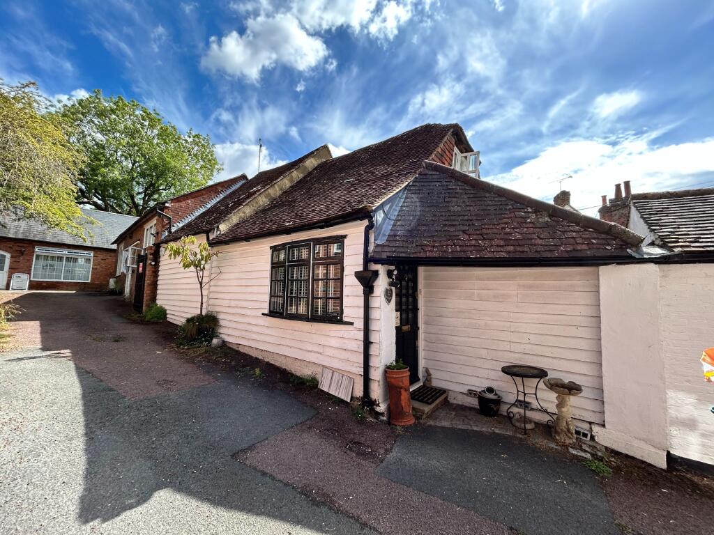 Main image of property: The Gallery, 21b Stone Street, Cranbrook