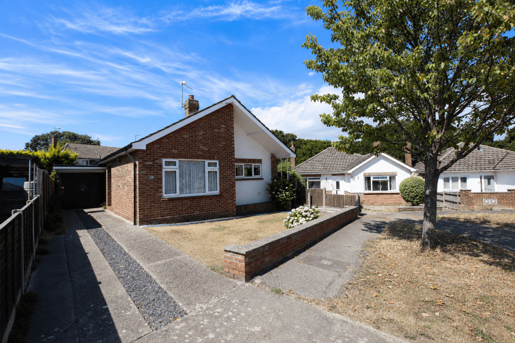 Main image of property: Hillside Crescent, Holland on Sea, CO15