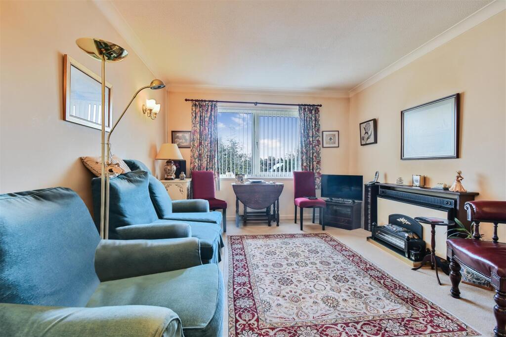Apartment in York - View 3