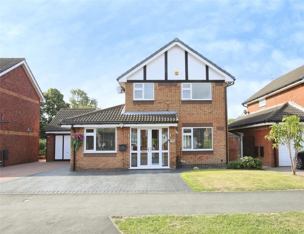 Main image of property: Green Lane, Heaton Moor, Stockport, SK4