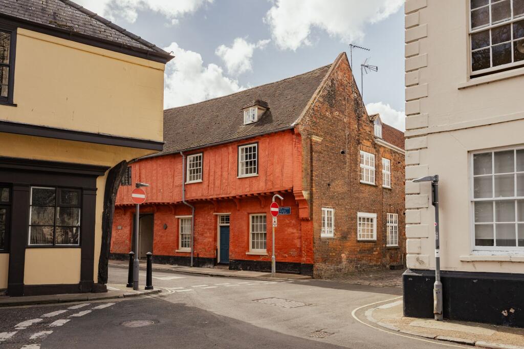 Main image of property: Grade I Listed Apartment in Hanseatic Quarter King's Lynn