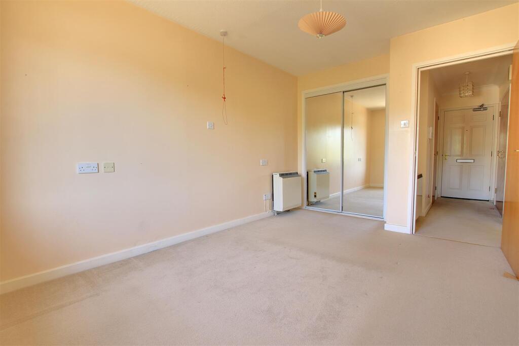 Apartment in Peterborough - View 5