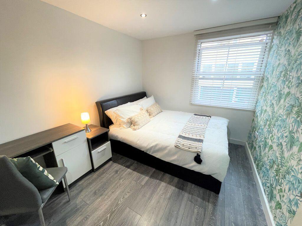 Main image of property: Room 5, Flat 4, Priestgate, Peterborough, PE1 1JL