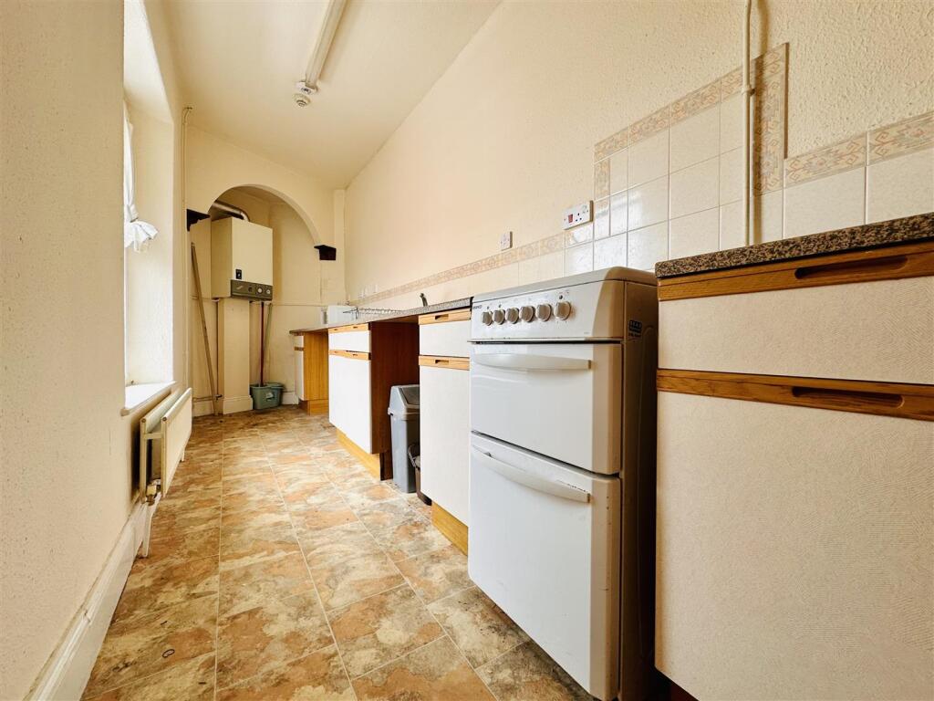 House in Weston-super-Mare, Milton - View 4