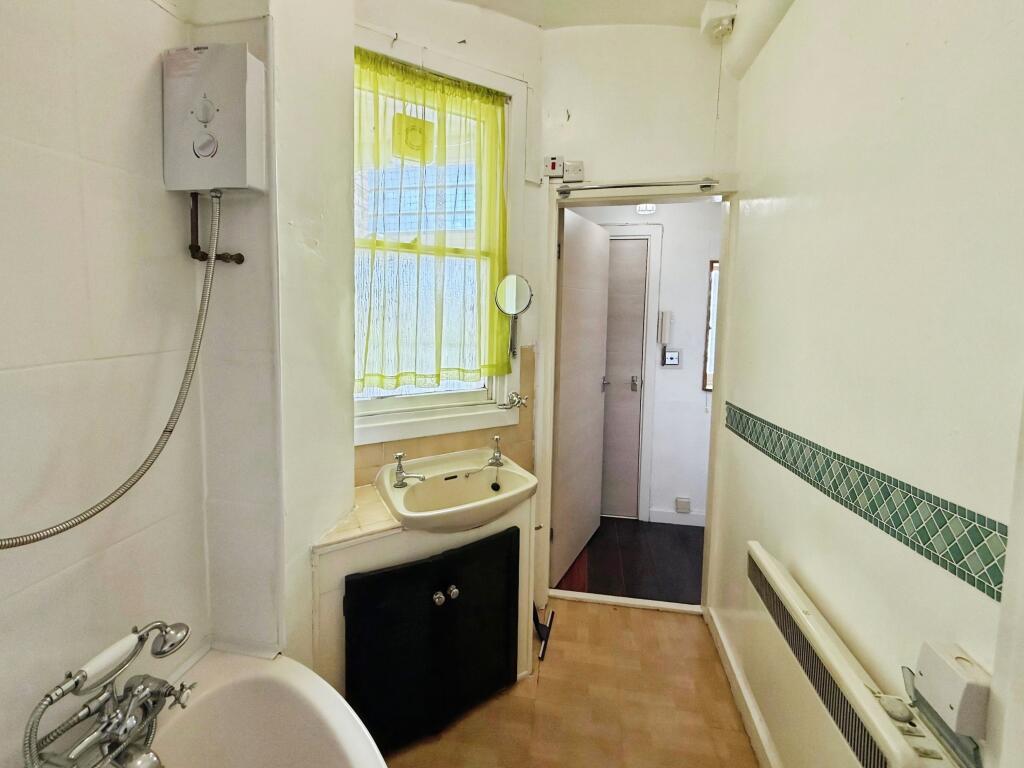 Studio flat for rent
