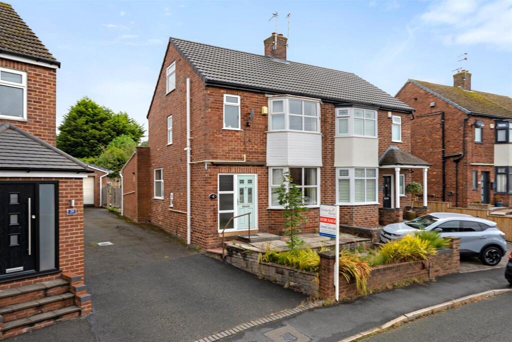 House in Wigan - View 3