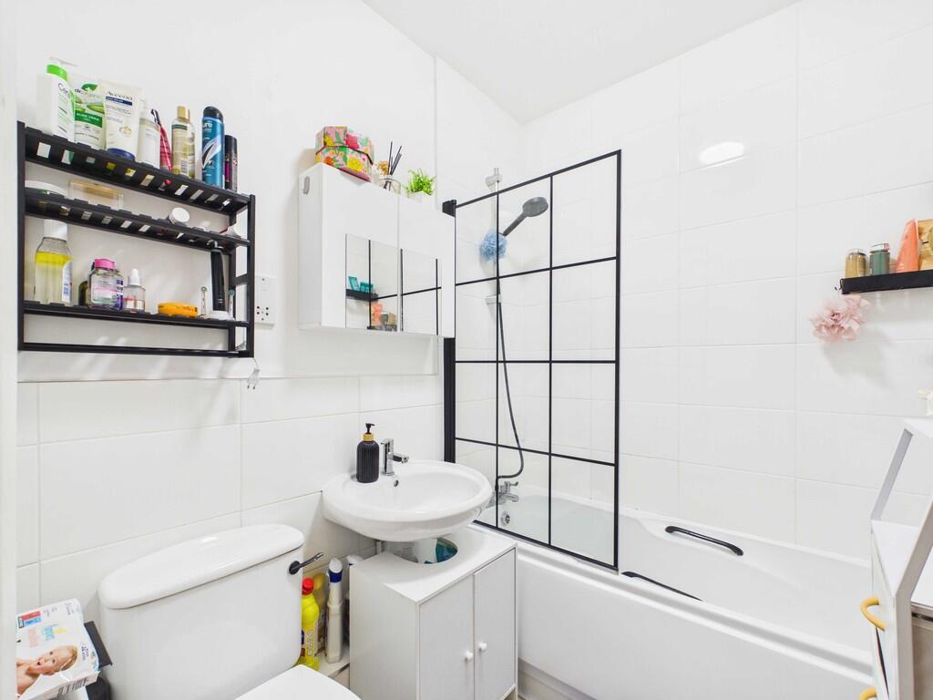Main image of property: Newington Causeway, Elephant and Castle , London