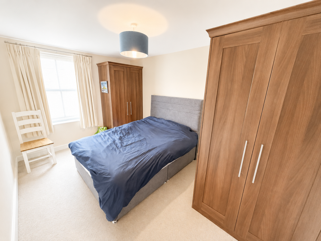 Apartment in York - More