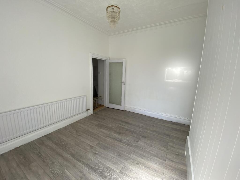 13 Clifford Road, Blackpool, Lancashire, FY1 photo 5