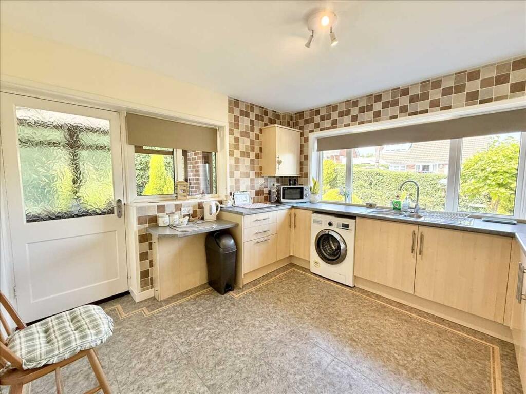 Hacienda, Villa Road, Keyworth photo 3