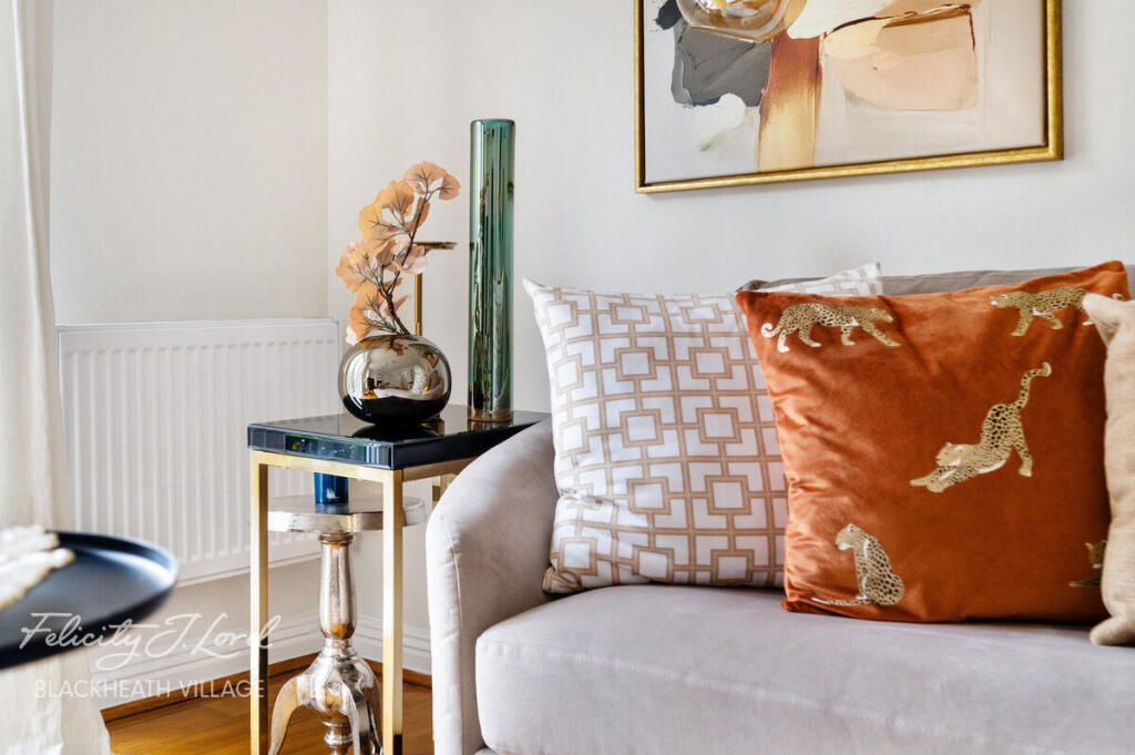 Main image of property: Howerd Way, London