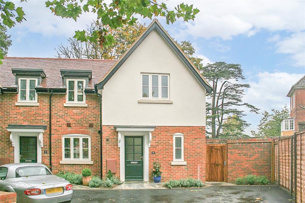 Main image of property: Forge Lane, Welwyn, AL6