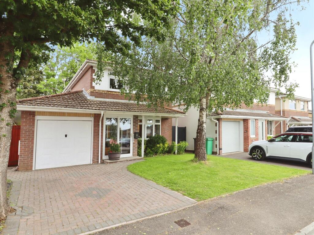 Main image of property: Amyas Close, Cardiff