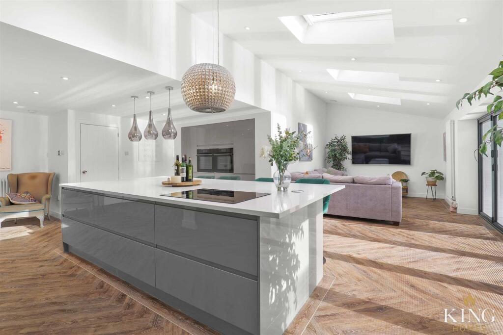 Additional image 10 of Ardens Close, Redditch