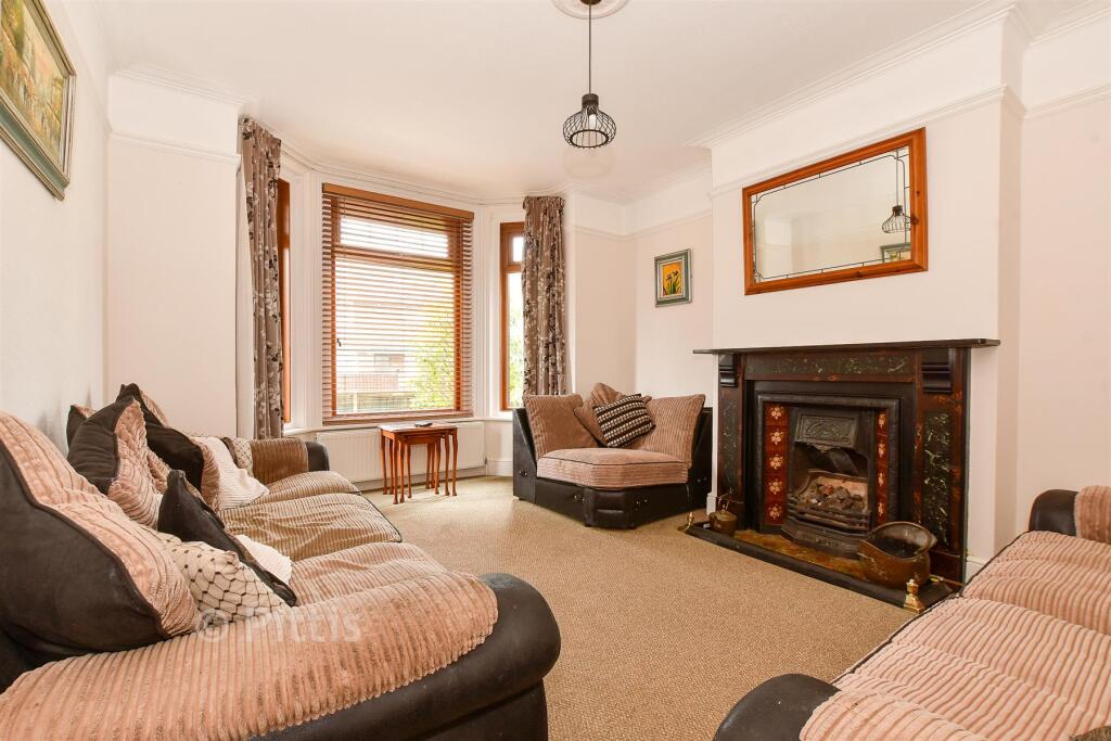 Main image of property: The Avenue, Totland Bay, Isle of Wight