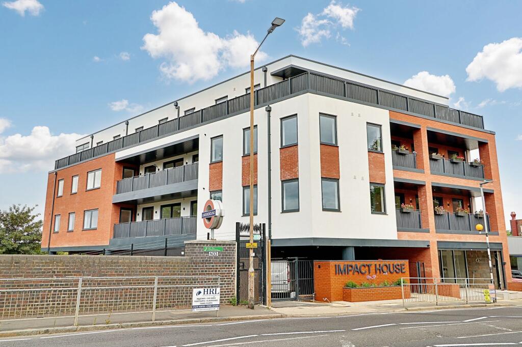 Main image of property: High Road, Chigwell, IG7