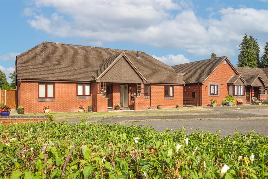 Main image of property: Holioake Drive, Off Myton Road, Warwick