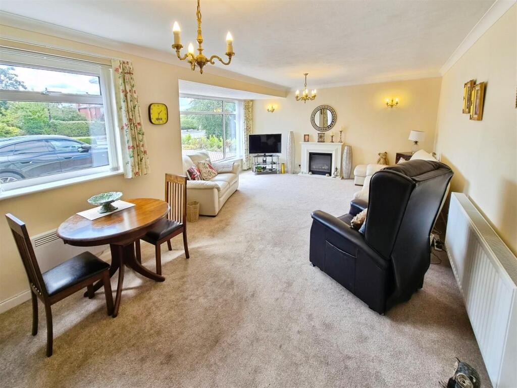 House in Sandbach, Ettiley Heath - View 5