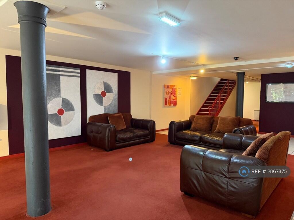 Apartment in Bolton, Greater Manchester - More